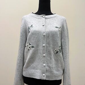 Light Gray Floral Embroidered Button-Front Women's Sweater